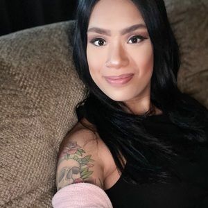 Meet your Posher, Danielle